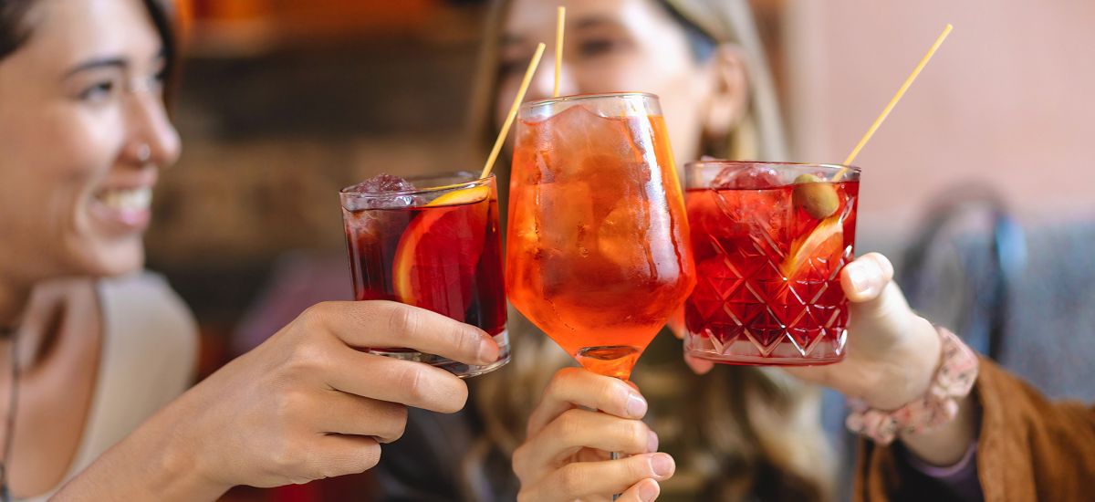 night at a bar in Alvor