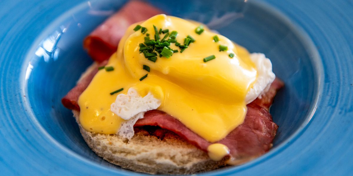 brunch in alvor with access to the heated outdoor pool in the algarve
